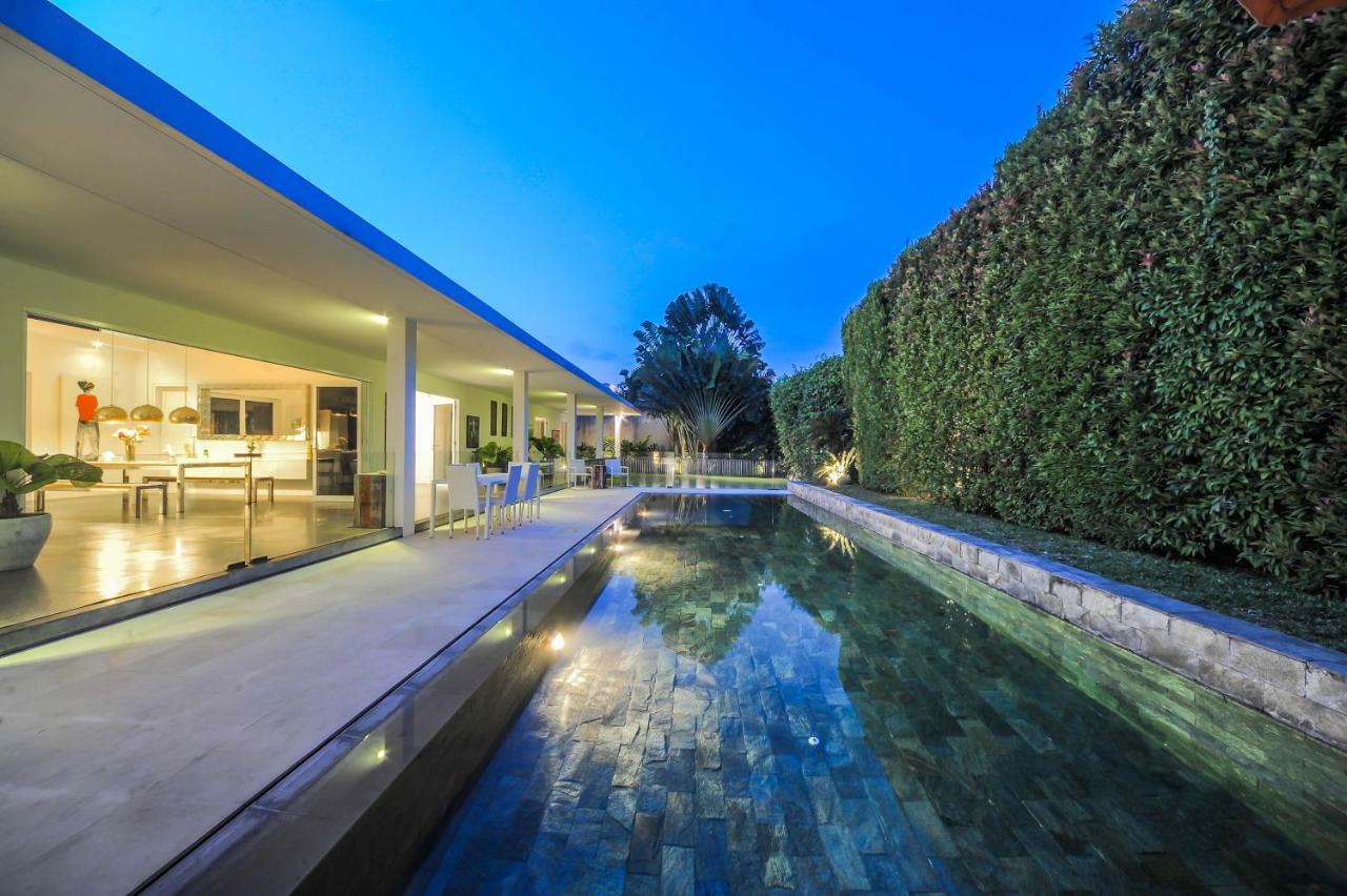 Casa Priya Petitenget Seminyak Esterno foto